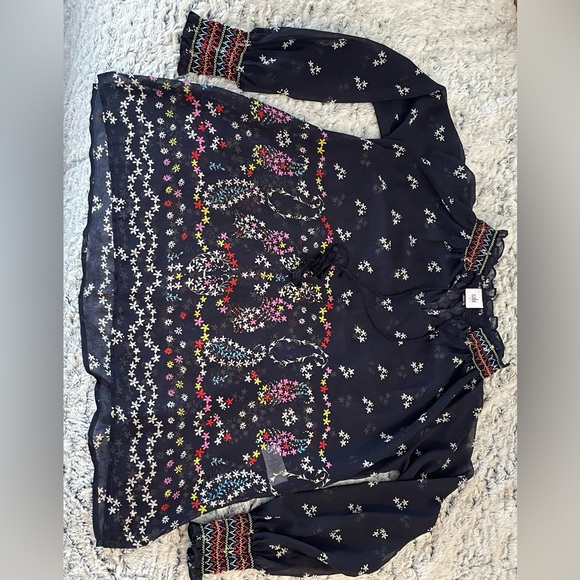 Cabi sheer navy blue blouse - Picture 2 of 4